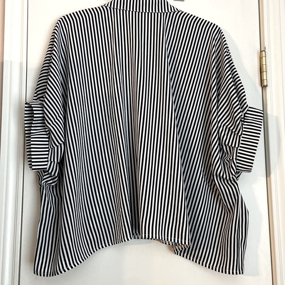 Striped Oversized Button Down Shirt - Picture 5 of 5